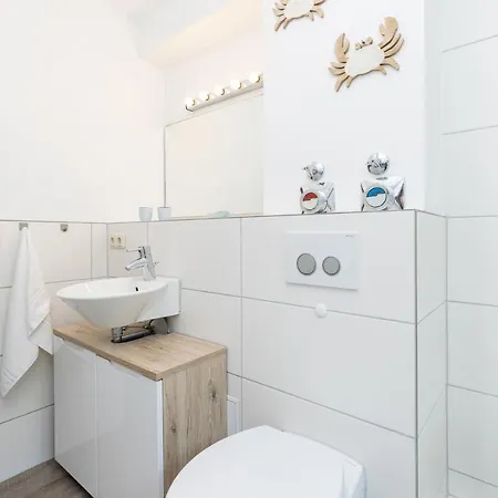 Ferienwohnung Die 2b * ティメンドルファー・シュトラント